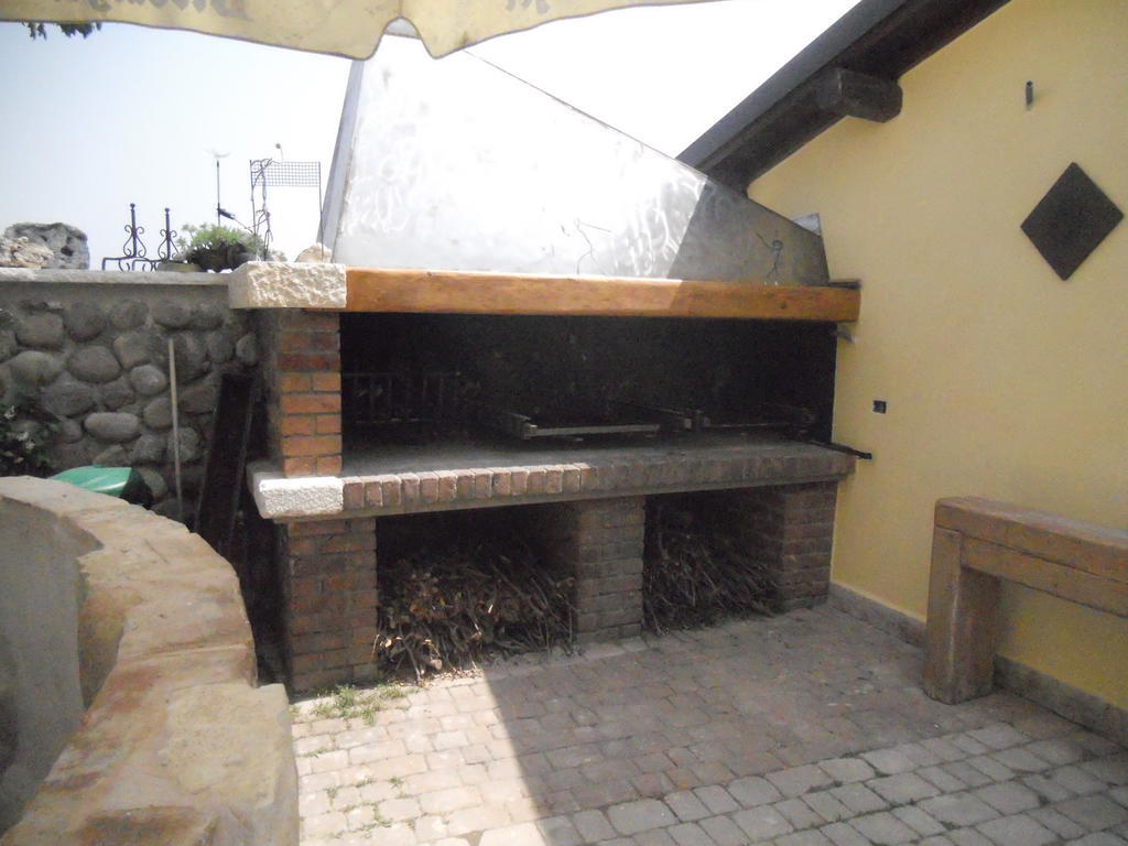 La Carbonara 6 Acomodação com café da manhã Bardolino Exterior foto