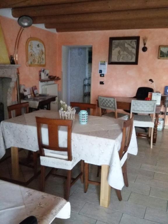 La Carbonara 6 Acomodação com café da manhã Bardolino Exterior foto